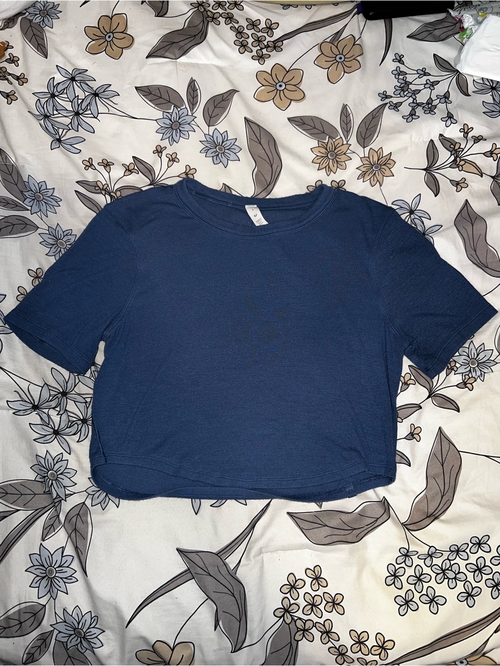 Dark blue Lululemon shirt